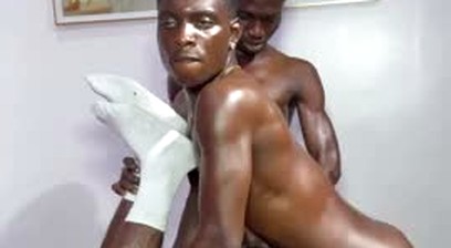 A Manly Bottom Taking Two African Dicks Like a Pro Dick2azzwood