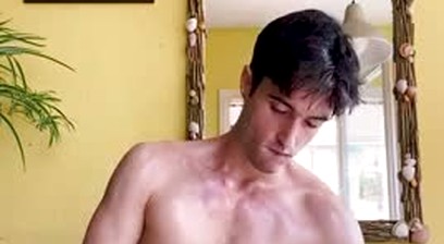 David lifts and jerks his Spanish cock