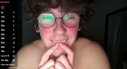 Nerd College Guy Jerking-off and Cumming