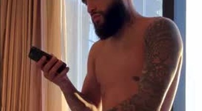 PR Boxer Gets THROATED