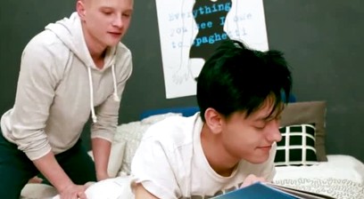 Horny Cutie Jacob O Gets His Butt Hole Jizzed By Hot Brunette Hunk Logan S!