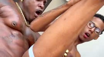 Black Daddy fucks tiny twink OMlkBaiano