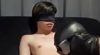 Young 20s twink edging