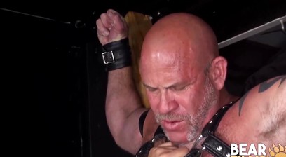 Hairy Bears Jay Ricci and Luis Casola Bareback