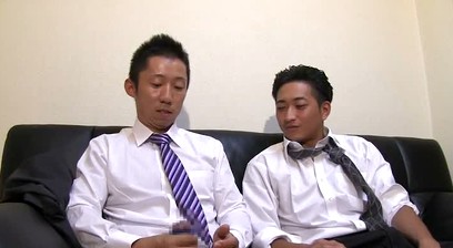GMS403- SALARYMEN’s LUSTY LOVE