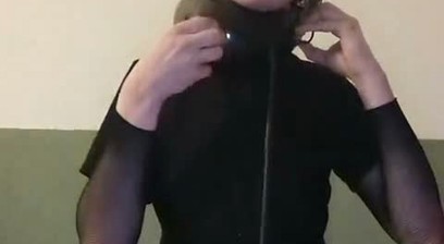 First time trying my inflateble collar