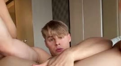 Muscle bottom plays his asshole