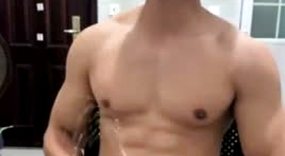Chinese gym guy cumshot