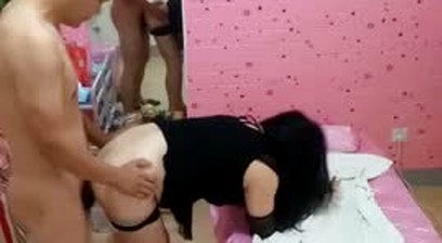 New exposed video from a rural spa in China 002