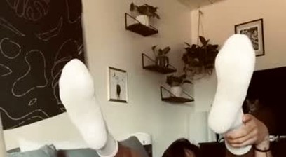 Thai Miiaca nuts himself
