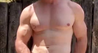 Eroticstrength jerk off