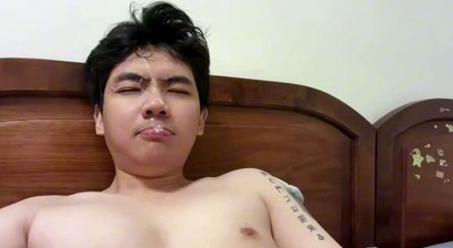 Self facial Asian loves his own cum