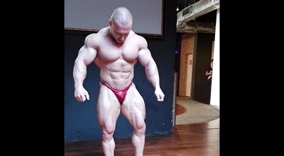 Radoslav Angelov Sexy Posing