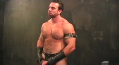 Xavier Muscle Smokin Hot Leather Jackoff