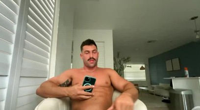 damnimhandsome256
