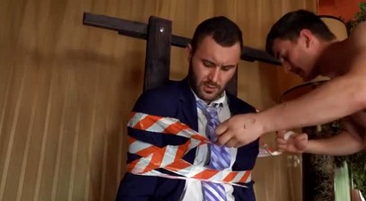 Red Tape In The Red-Light – Daren D, Jakob De Lung