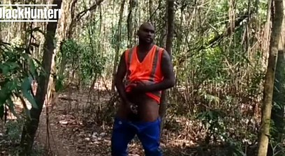 Worker Sucking in the Bush and Fucking His Coworker