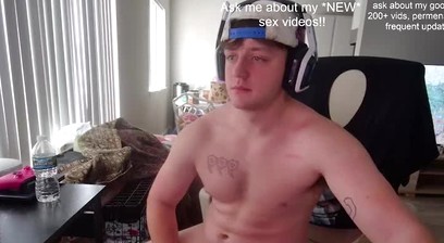 Cody Strokes His Dick and Busts a Nut
