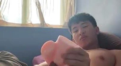 Singaporean Twink