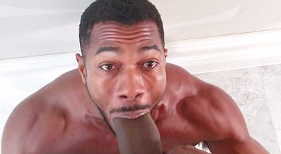 TitanX Fucks Sean