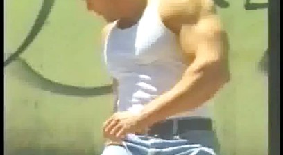 Vinnie Marino in Bricklayer